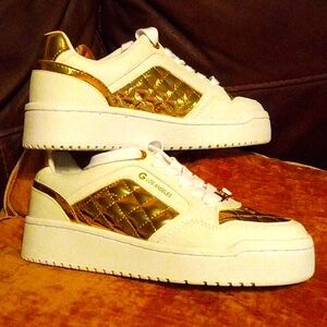 Womens GBG Los Angeles snkrs